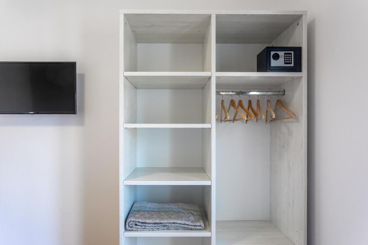 Apartments Luksa - Zf Hvar Хвар Экстерьер фото