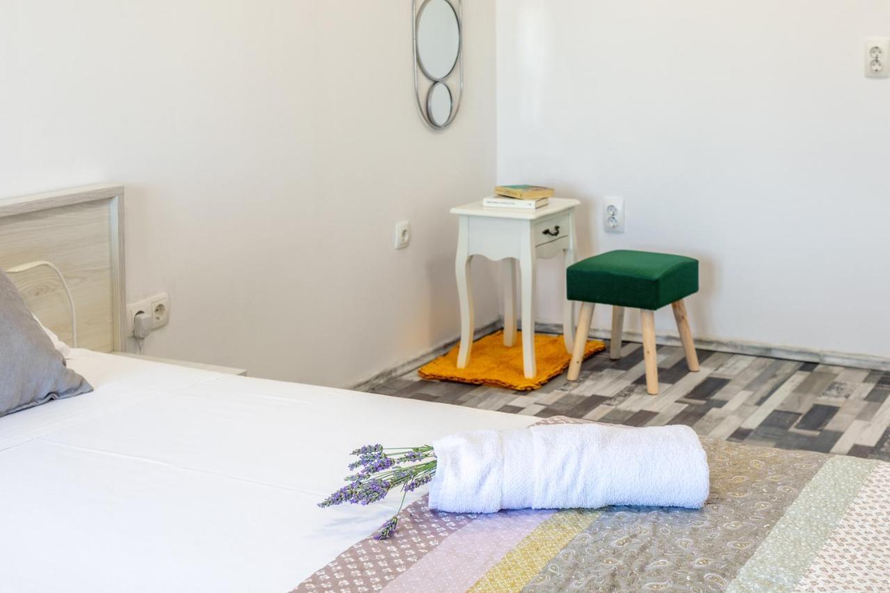 Apartments Luksa - Zf Hvar Хвар Экстерьер фото