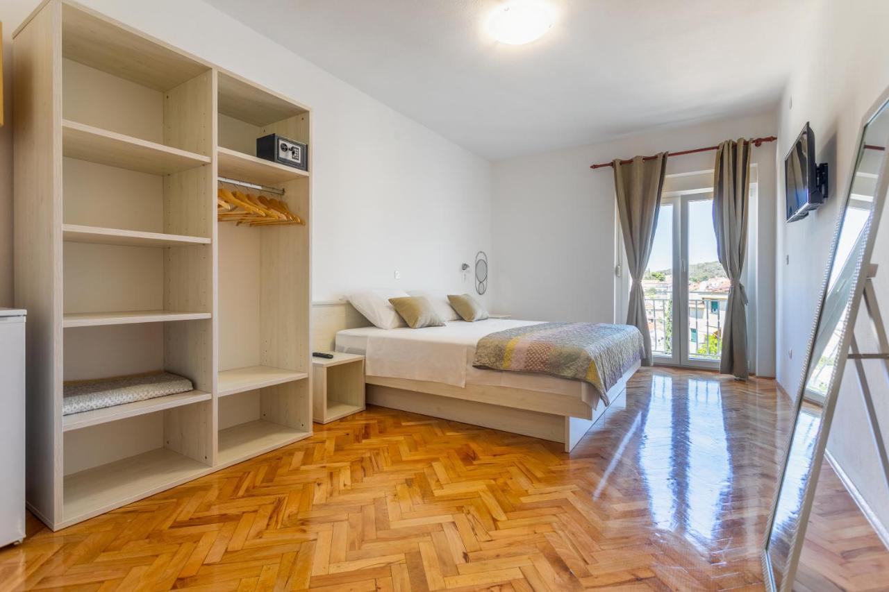 Apartments Luksa - Zf Hvar Хвар Экстерьер фото