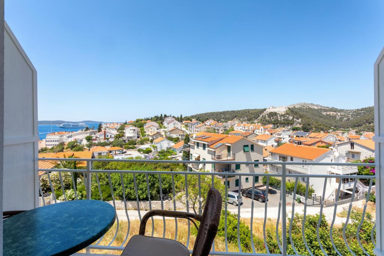 Apartments Luksa - Zf Hvar Хвар Экстерьер фото