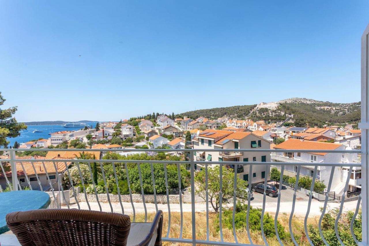 Apartments Luksa - Zf Hvar Хвар Экстерьер фото