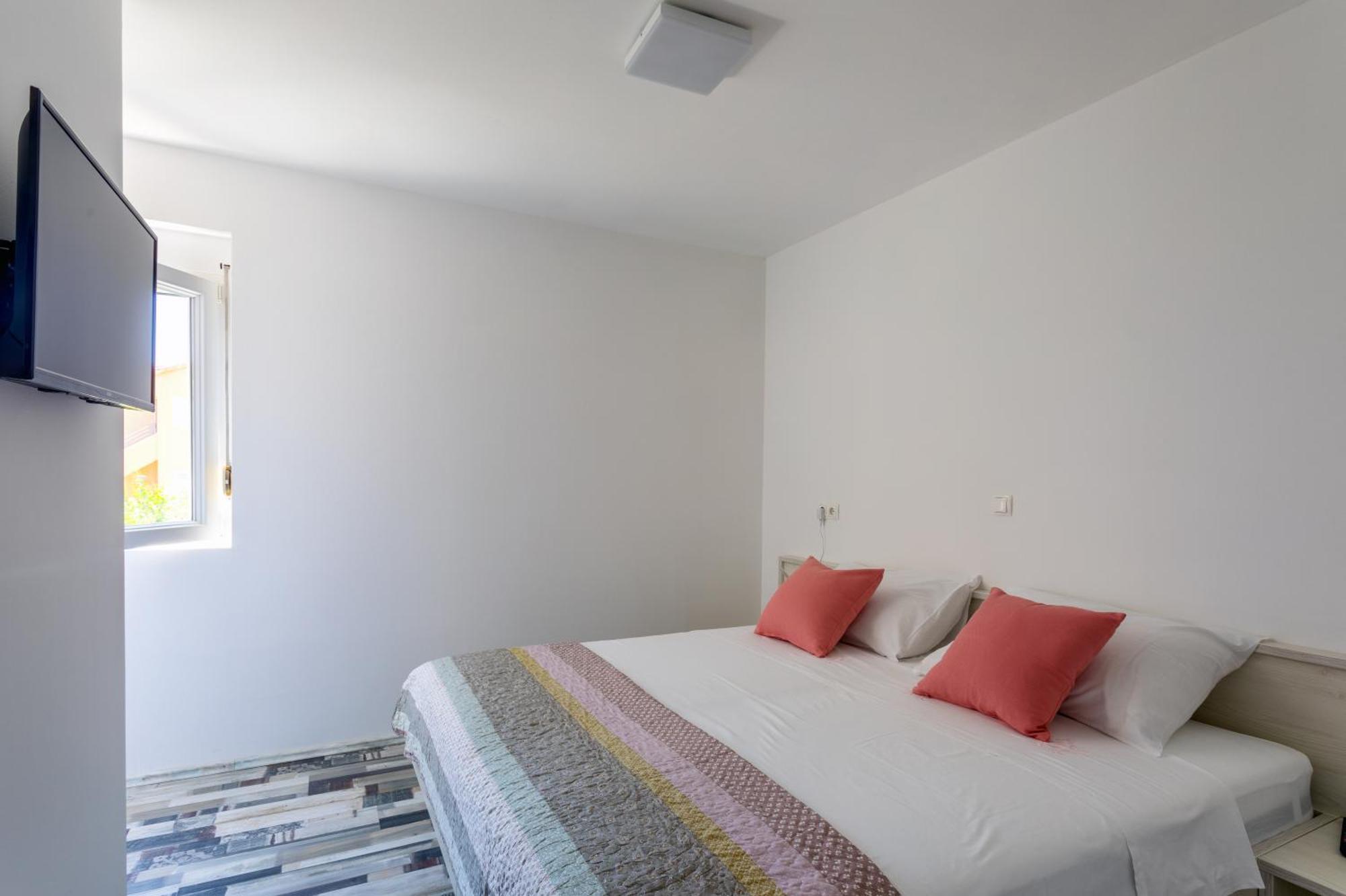 Apartments Luksa - Zf Hvar Хвар Экстерьер фото