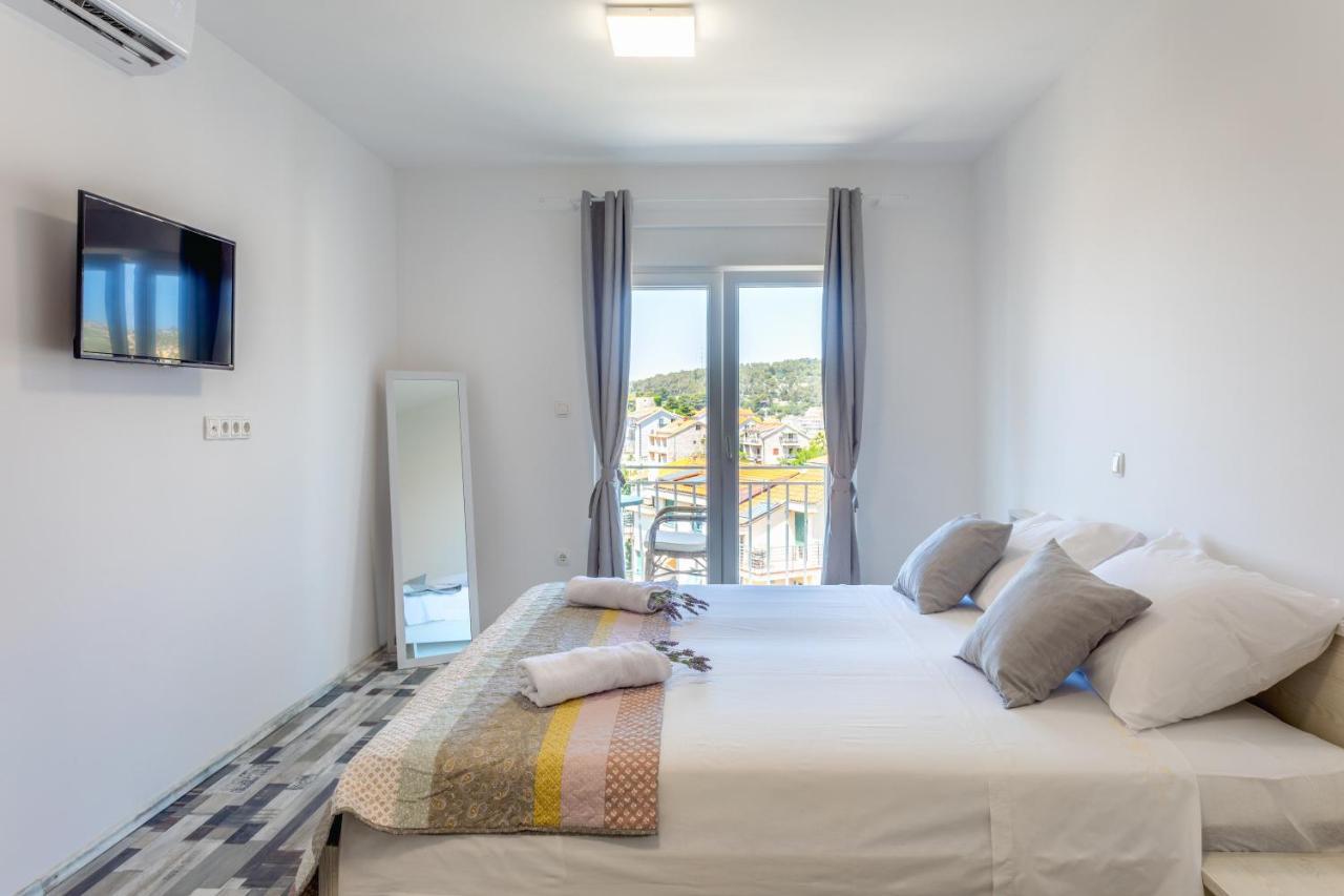Apartments Luksa - Zf Hvar Хвар Экстерьер фото