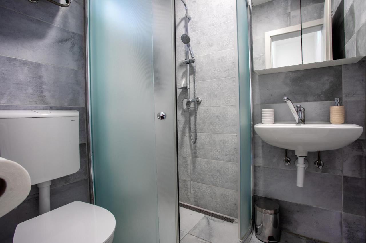 Apartments Luksa - Zf Hvar Хвар Экстерьер фото