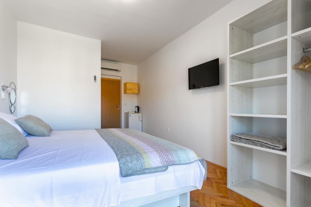 Apartments Luksa - Zf Hvar Хвар Экстерьер фото