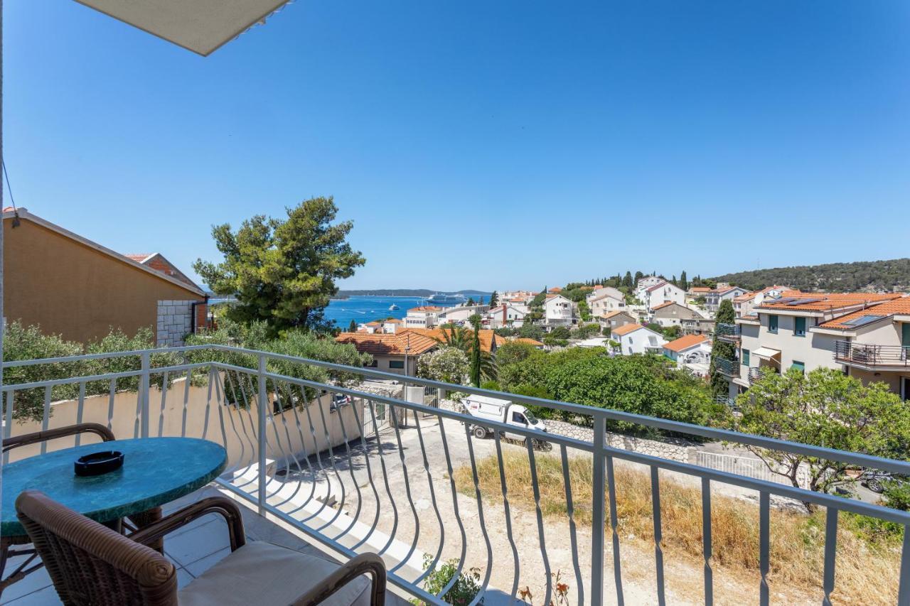 Apartments Luksa - Zf Hvar Хвар Экстерьер фото
