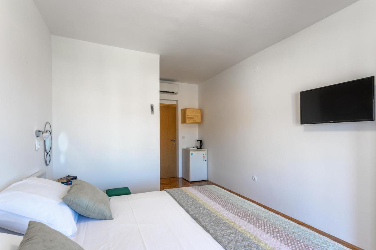 Apartments Luksa - Zf Hvar Хвар Экстерьер фото
